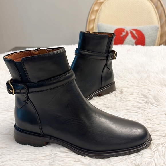 NEW $170 Franco Sarto Elese Black leather buckle heel ankle bootie women size 6 - Picture 6 of 7